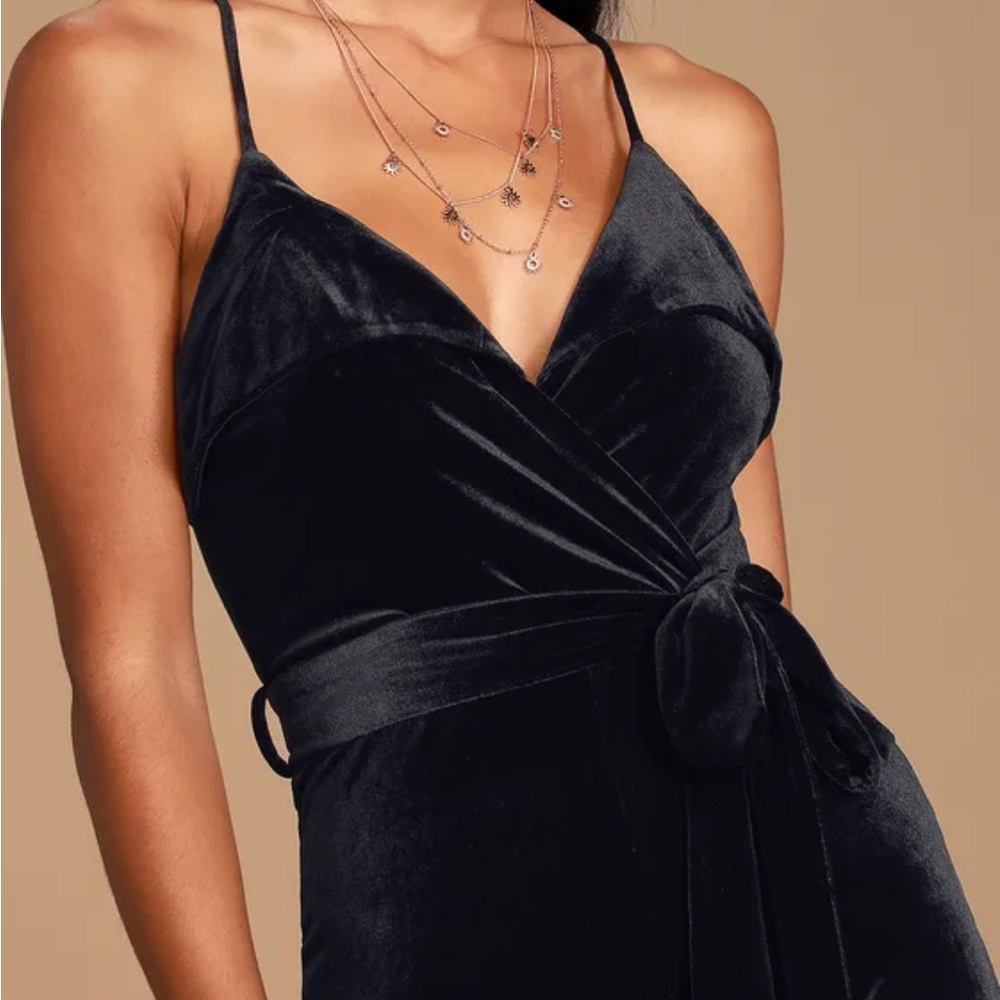 NWT small  Lulus Kylinna Black Velvet Sleeveless Wide-Leg Jumpsuit - Picture 4 of 6